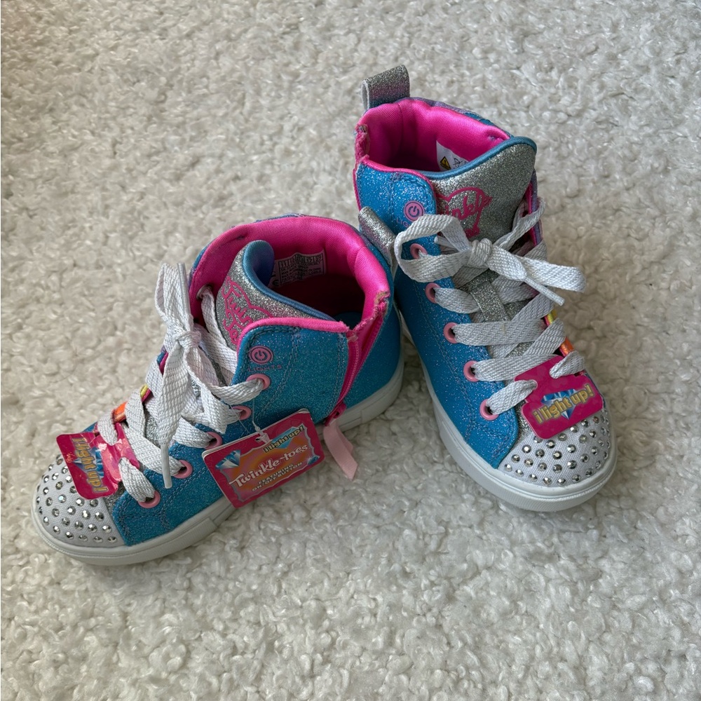 NWT Light Up Skechers Twinkle Toes Toddler Kids' Sparkling Sneakers